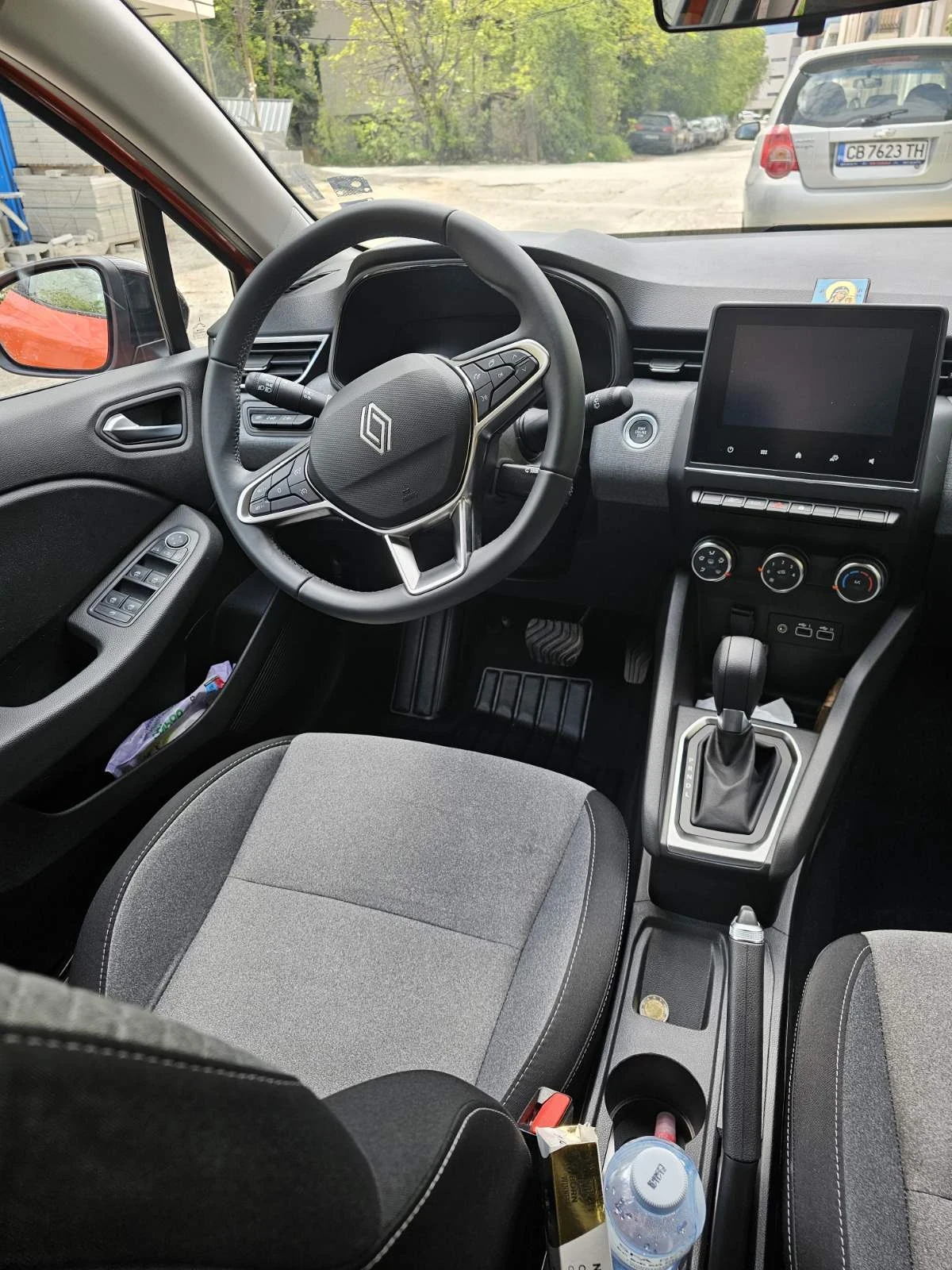 Renault Clio, снимка 3 - Автомобили и джипове - 54496531