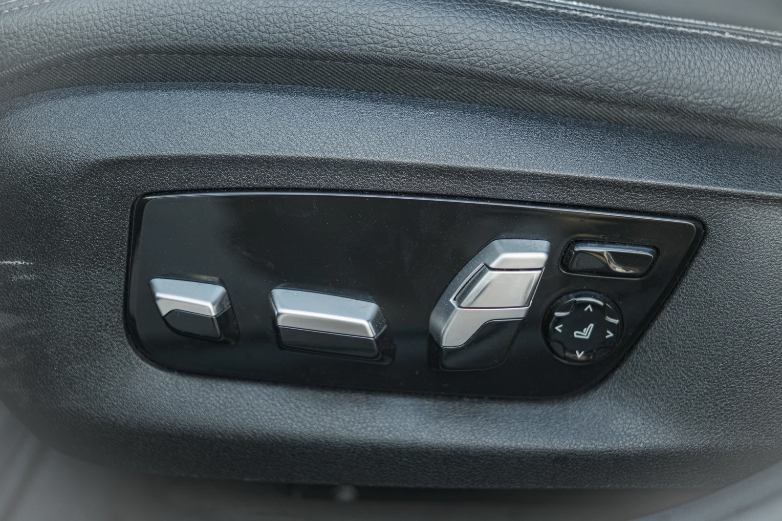 BMW 530E, снимка 14 - Автомобили и джипове - 54582875