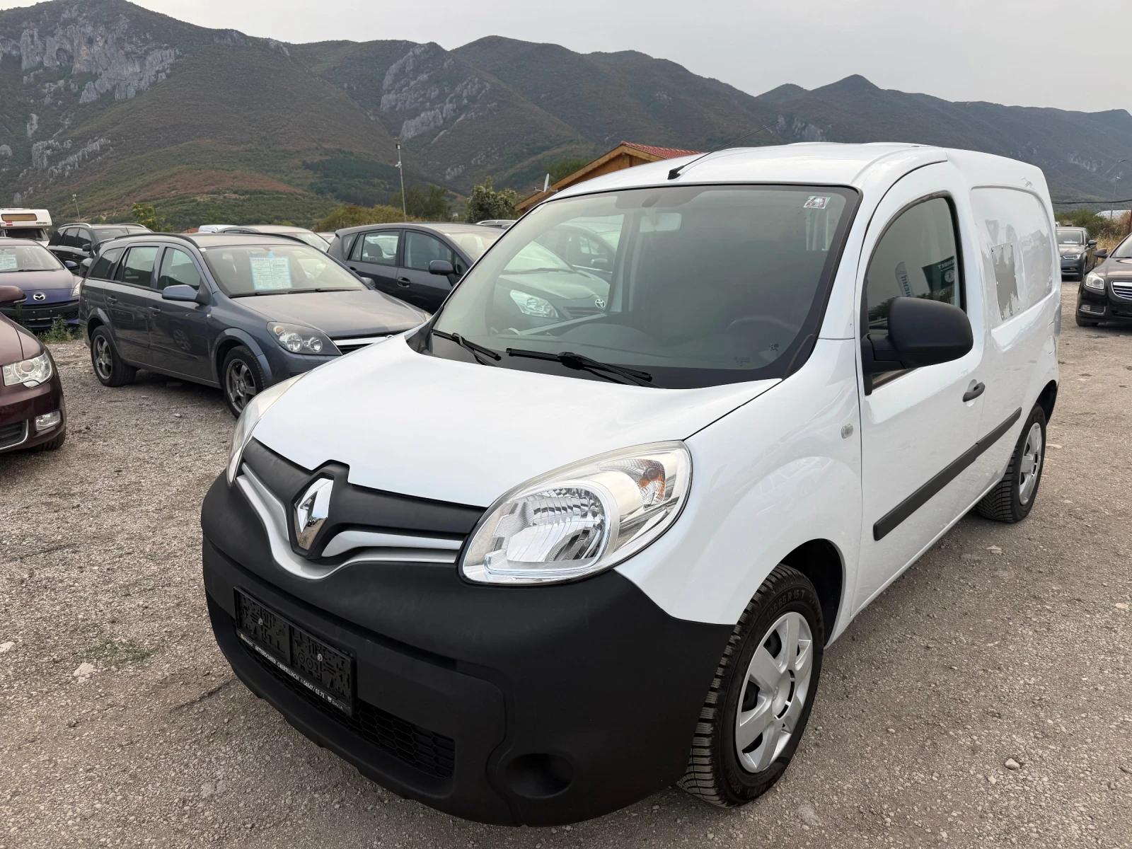 Renault Kangoo 1.5 DCI 70000kм, снимка 2 - Автомобили и джипове - 55868828