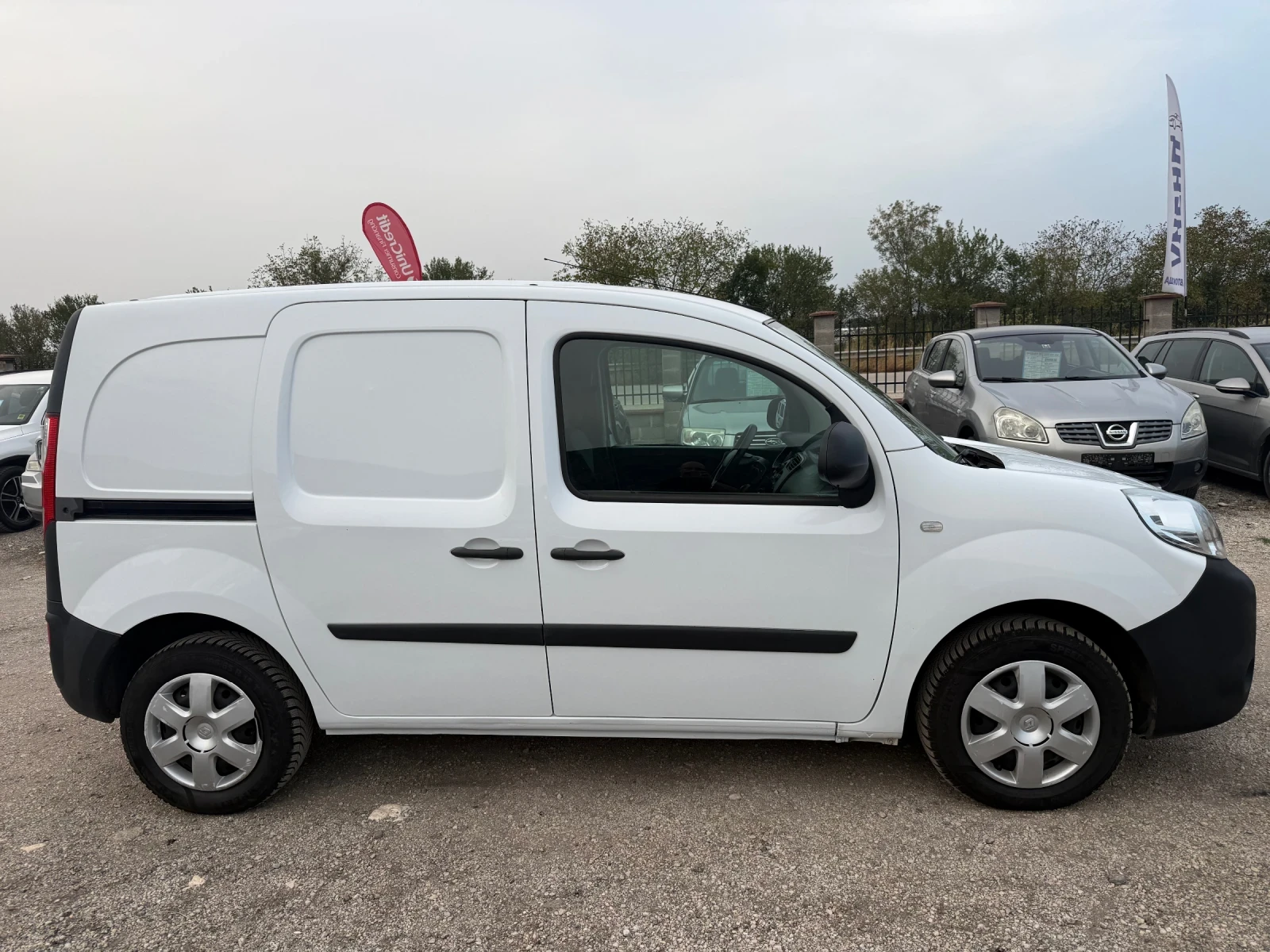 Renault Kangoo 1.5 DCI 70000kм, снимка 6 - Автомобили и джипове - 55868828