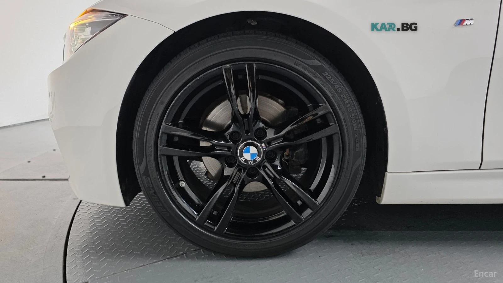 BMW 330 i - M PKG - ДИГ.ТАБЛО - ПОДГРЕВИ - HUD - HARMAN, снимка 5 - Автомобили и джипове - 56071798