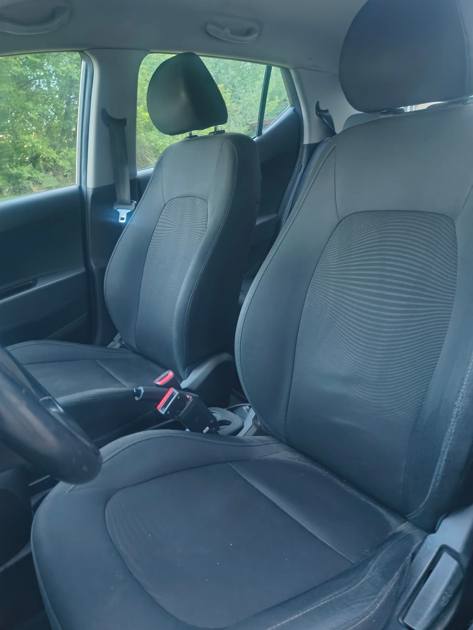 Hyundai I10 1.2, Black line, бензин/газ, 4 цилиндъра, снимка 11 - Автомобили и джипове - 56228051