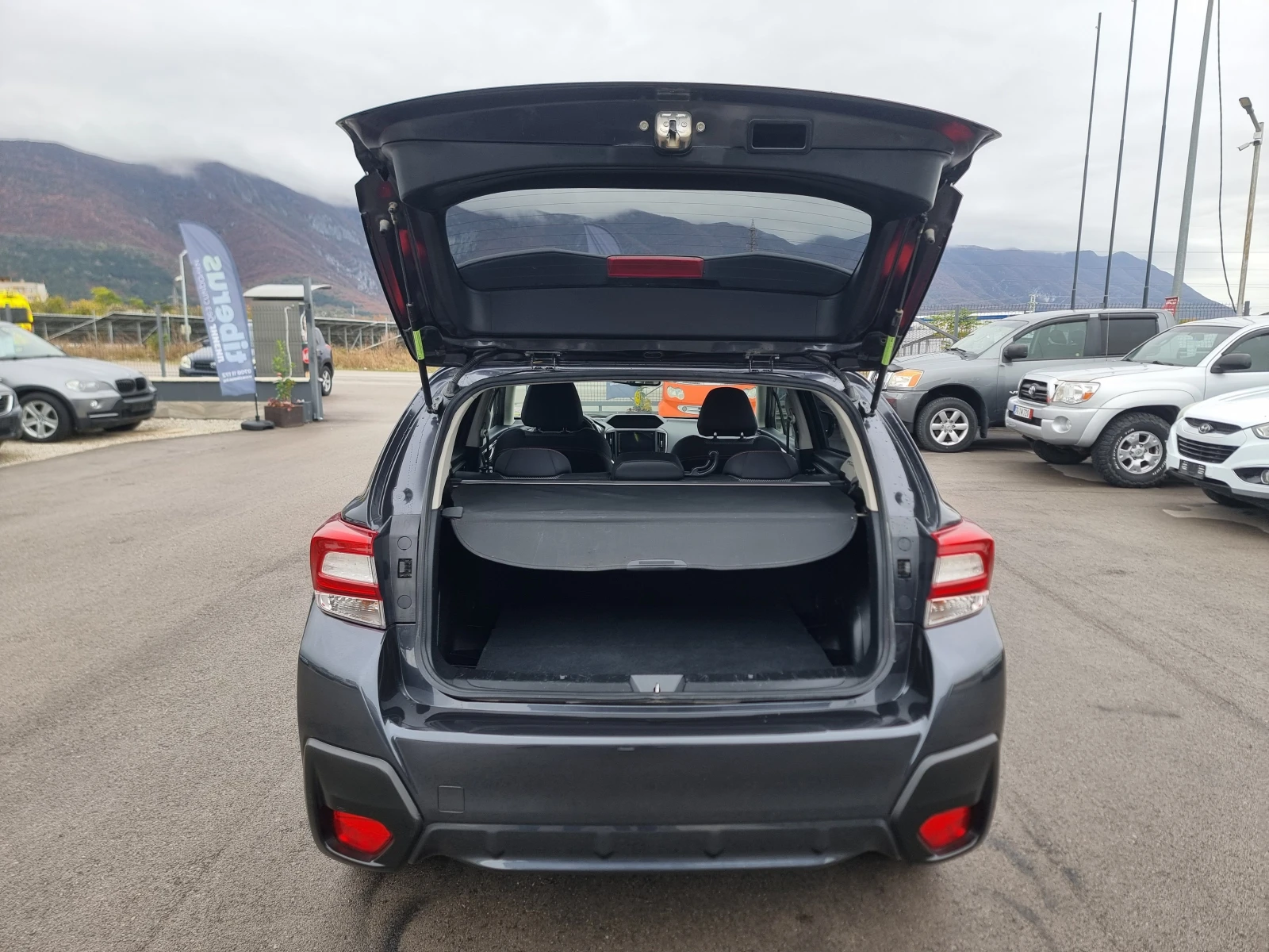 Subaru XV 2.0I GAS, снимка 13 - Автомобили и джипове - 56707839