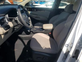 Kia Sorento 3.3L 6 Front-wheel Drive, снимка 7
