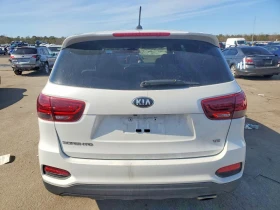 Kia Sorento 3.3L 6 Front-wheel Drive, снимка 6