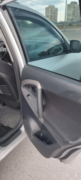 Toyota Rav4 | Mobile.bg    17