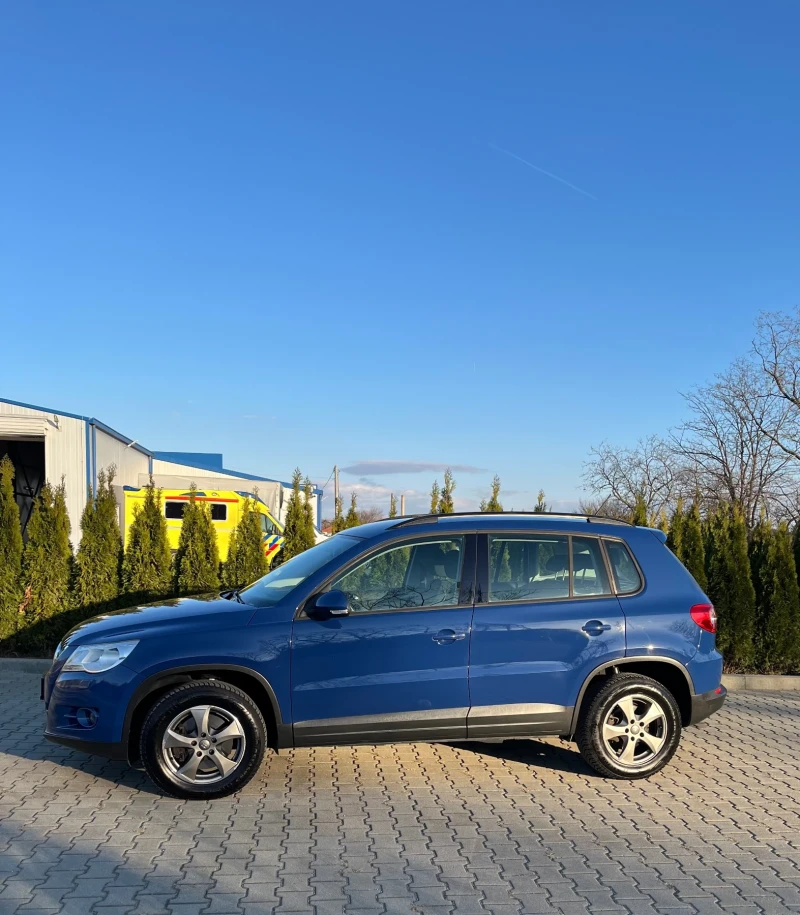 VW Tiguan, снимка 3 - Автомобили и джипове - 49537333