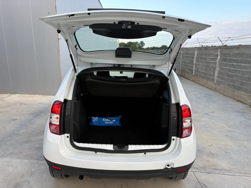 Dacia Duster 1.5 DCi 110кс NAVI FACELIFT 2016 EURO6, снимка 9 - Автомобили и джипове - 52076011