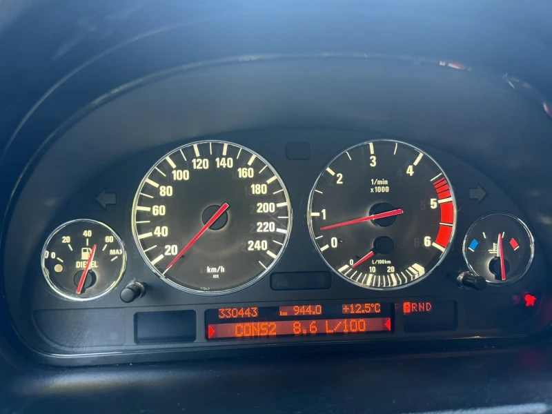 BMW X5, снимка 14 - Автомобили и джипове - 52266868