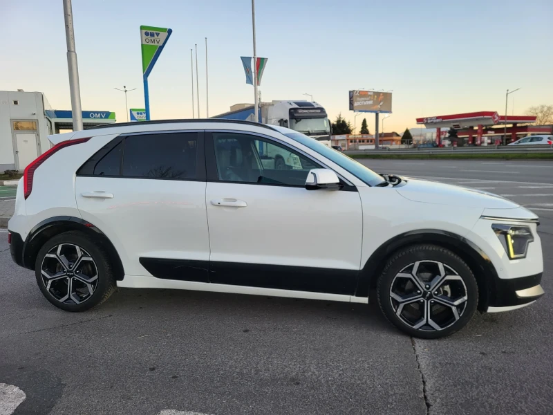 Kia Niro 1.6 HYBRID EURO 6D НОВ ВНОС ИТАЛИЯ, снимка 4 - Автомобили и джипове - 52930128