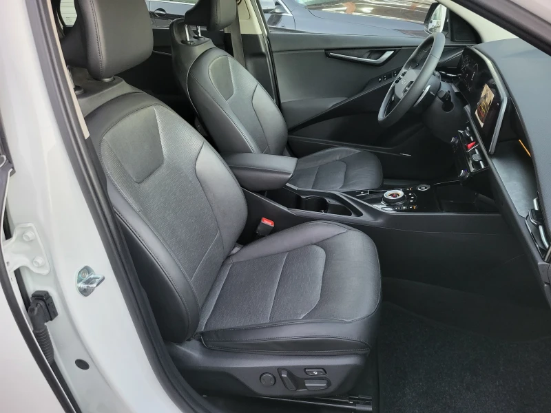 Kia Niro 1.6 HYBRID EURO 6D НОВ ВНОС ИТАЛИЯ, снимка 14 - Автомобили и джипове - 52930128