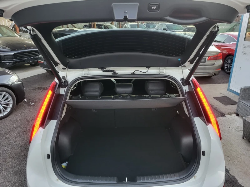 Kia Niro 1.6 HYBRID EURO 6D НОВ ВНОС ИТАЛИЯ, снимка 16 - Автомобили и джипове - 52930128