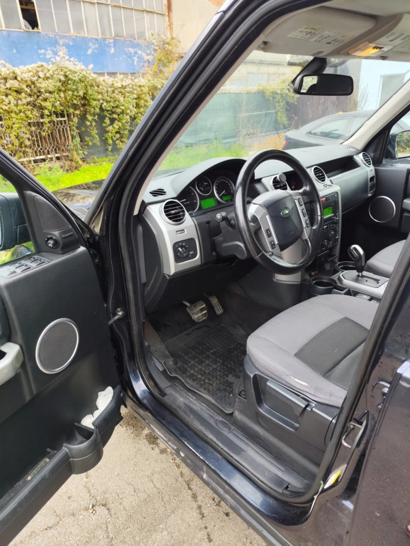 Land Rover Discovery, снимка 14 - Автомобили и джипове - 53062642