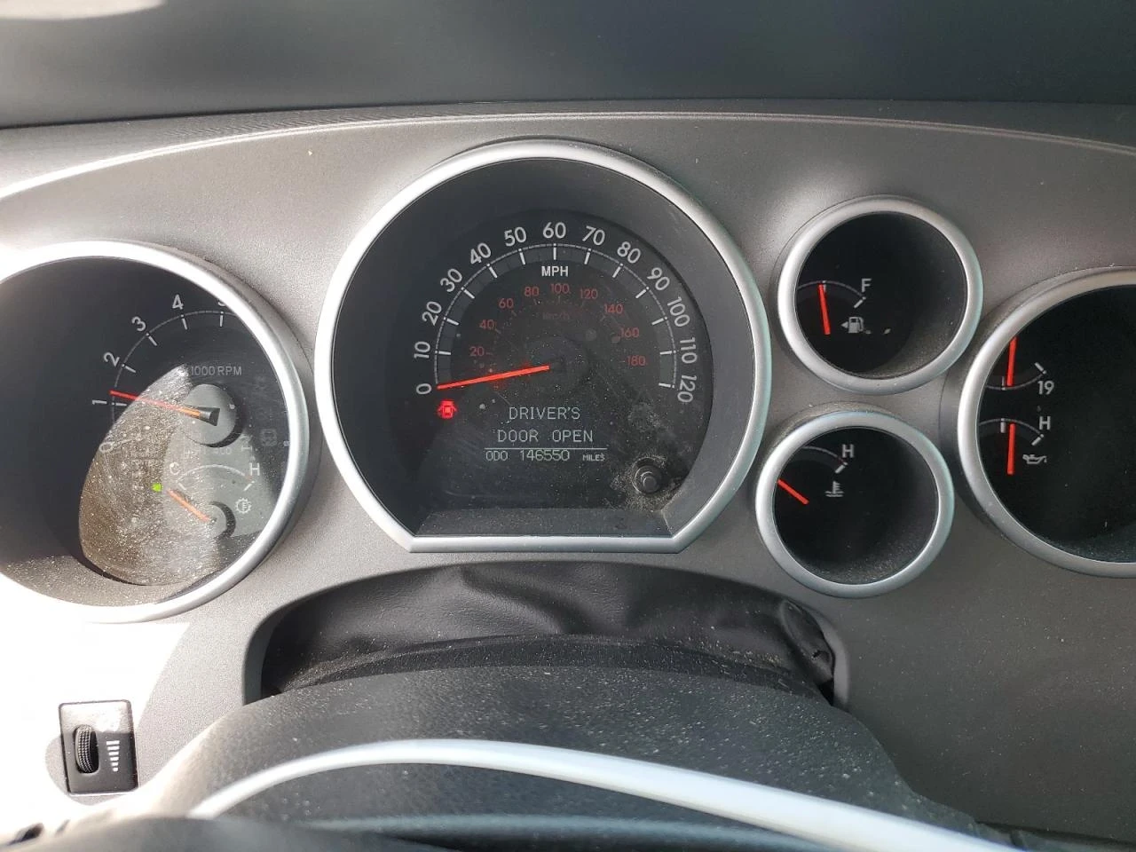 Toyota Sequoia PLATINUM* BSM* 5.7V8* JBL* DISTRONIC* ОБДУХВАНЕ* T - изображение 8