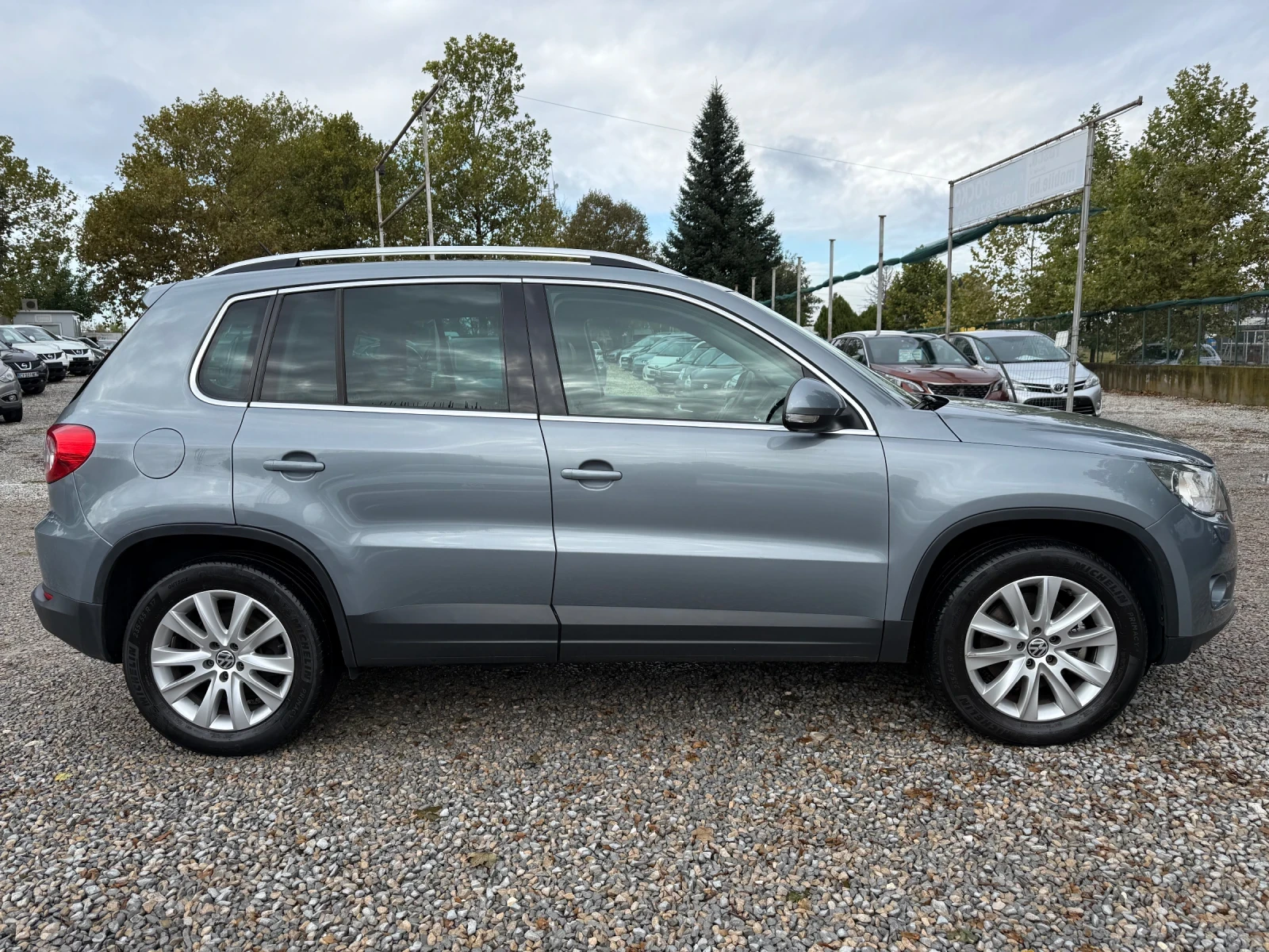 VW Tiguan 2.0TDI/DSG/4x4/NAVI/CAMERA - изображение 5