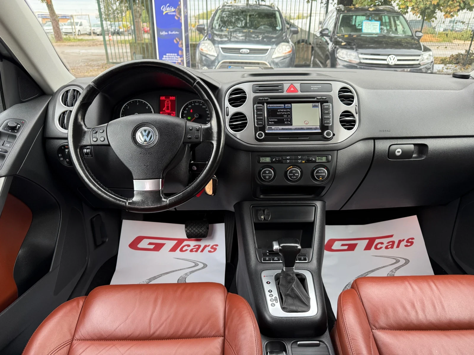 VW Tiguan 2.0TDI/DSG/4x4/NAVI/CAMERA - изображение 10