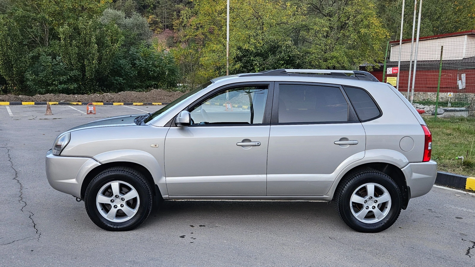 Hyundai Tucson 2.0 Crdi FACELIFT/6skorosti/Klimatik - изображение 4