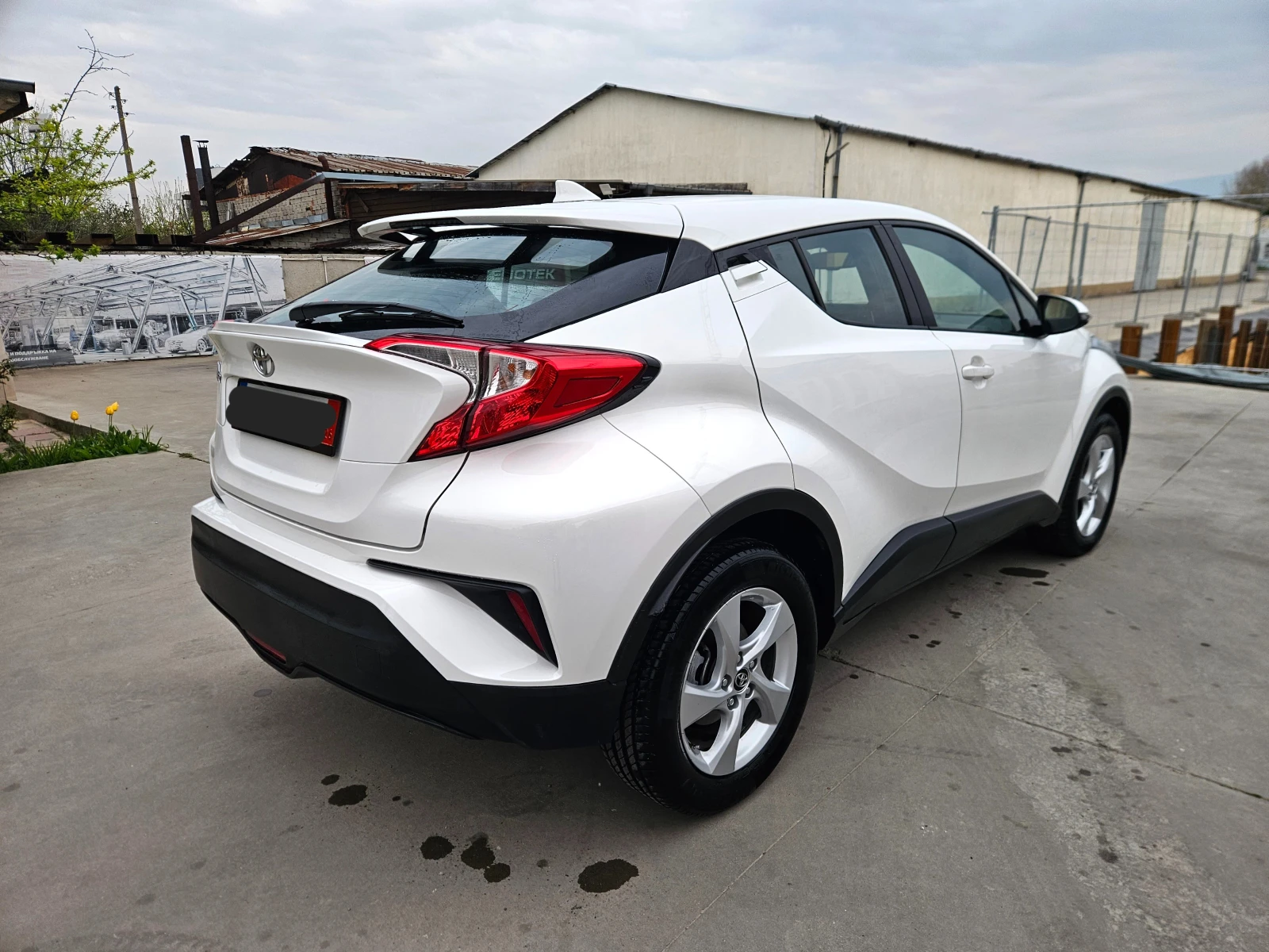 Toyota C-HR 1.2T, снимка 5 - Автомобили и джипове - 54222860
