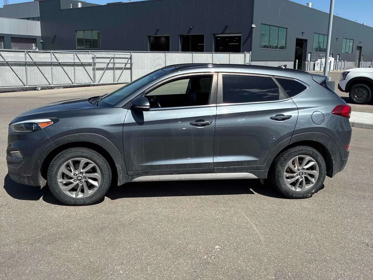 Hyundai Tucson * Luxury * CARFAX * ������� * �������� * Keyless  | Mobile.bg � ����������� 2