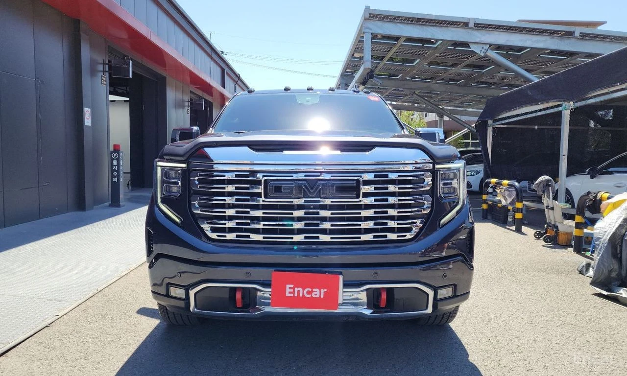 Gmc Sierra DENALI-X* ПОДГРЕВ* ОБДУХВАНЕ* LANE* ASSIST* , снимка 3 - Автомобили и джипове - 54584496