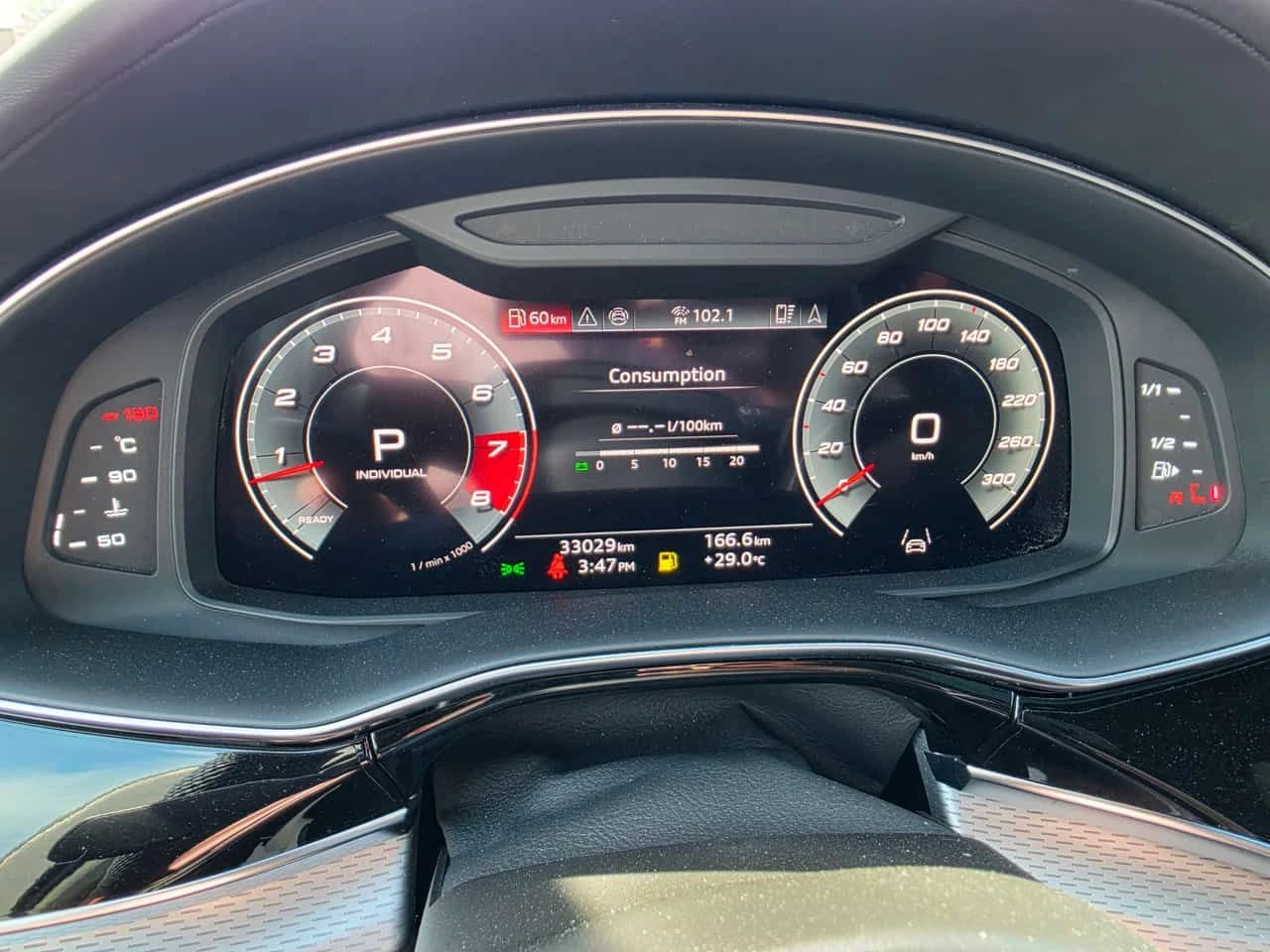 Audi SQ7 4.0 TFSI quattro  CARFAX, снимка 8 - Автомобили и джипове - 54687711