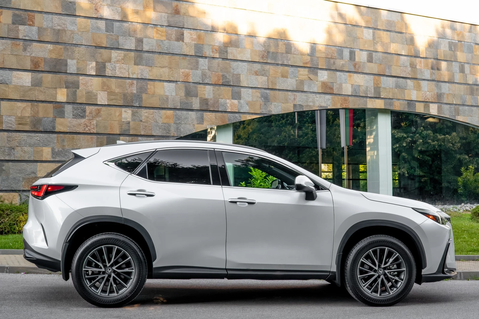 Lexus NX 350* АWD* PREMIUM, снимка 6 - Автомобили и джипове - 55004308