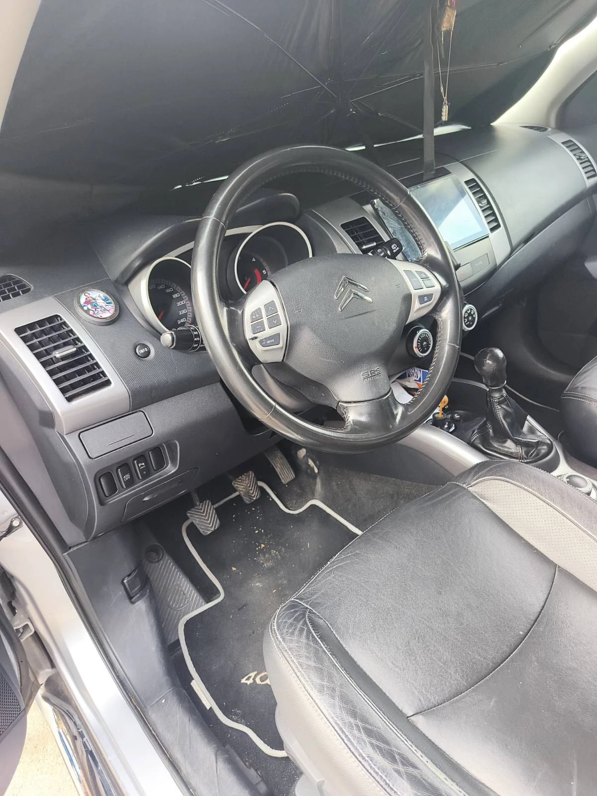 Citroen C-Crosser, снимка 9 - Автомобили и джипове - 55876987