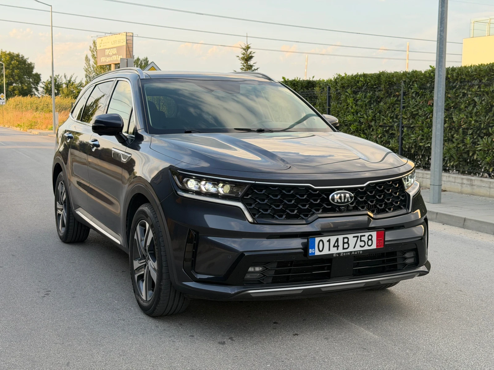 Kia Sorento 1.6 T-GDI PLUG-IN 265кс 4x4 PLATINUM/ПАНО 7Местна, снимка 2 - Автомобили и джипове - 56216201