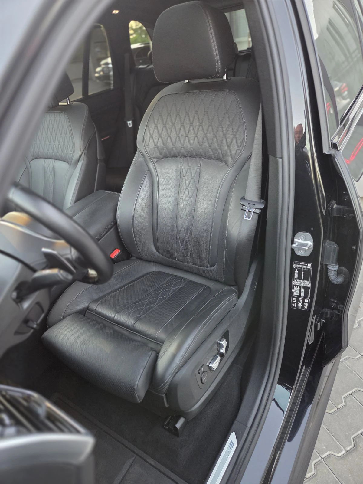 BMW X5 40d/M-Pack/Laser, снимка 13 - Автомобили и джипове - 56355537