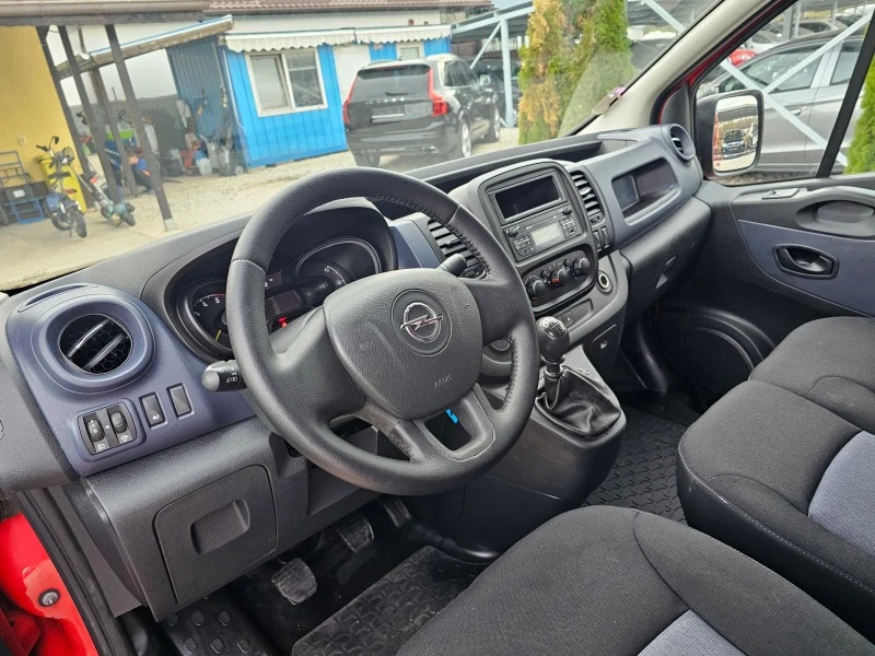 Opel Vivaro 1.6  125кс ! ! ДЪЛГА БАЗА ! ! КЛИМАТИК, снимка 9 - Бусове и автобуси - 42971625