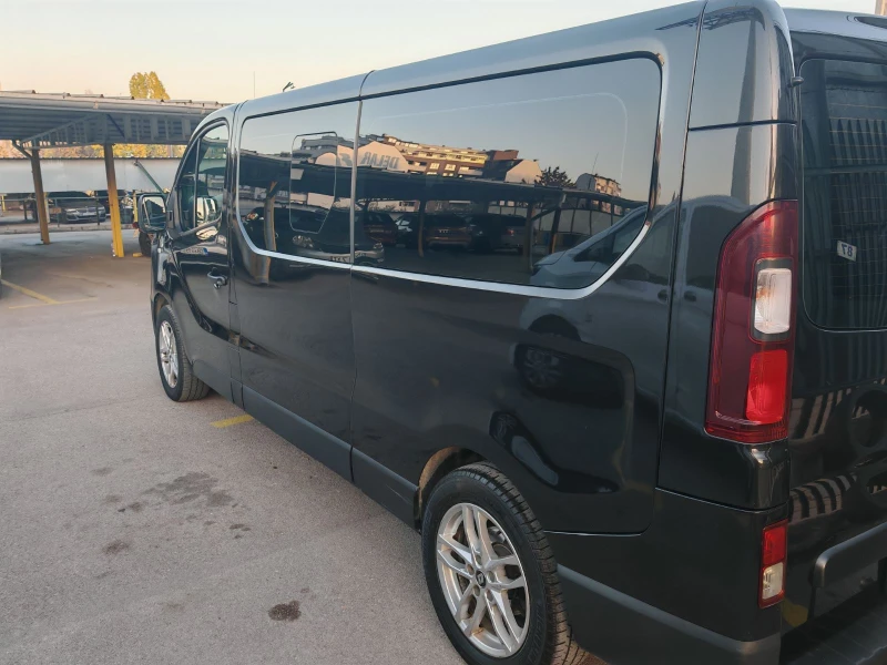 Renault Trafic Tourer, снимка 2 - Бусове и автобуси - 47757183