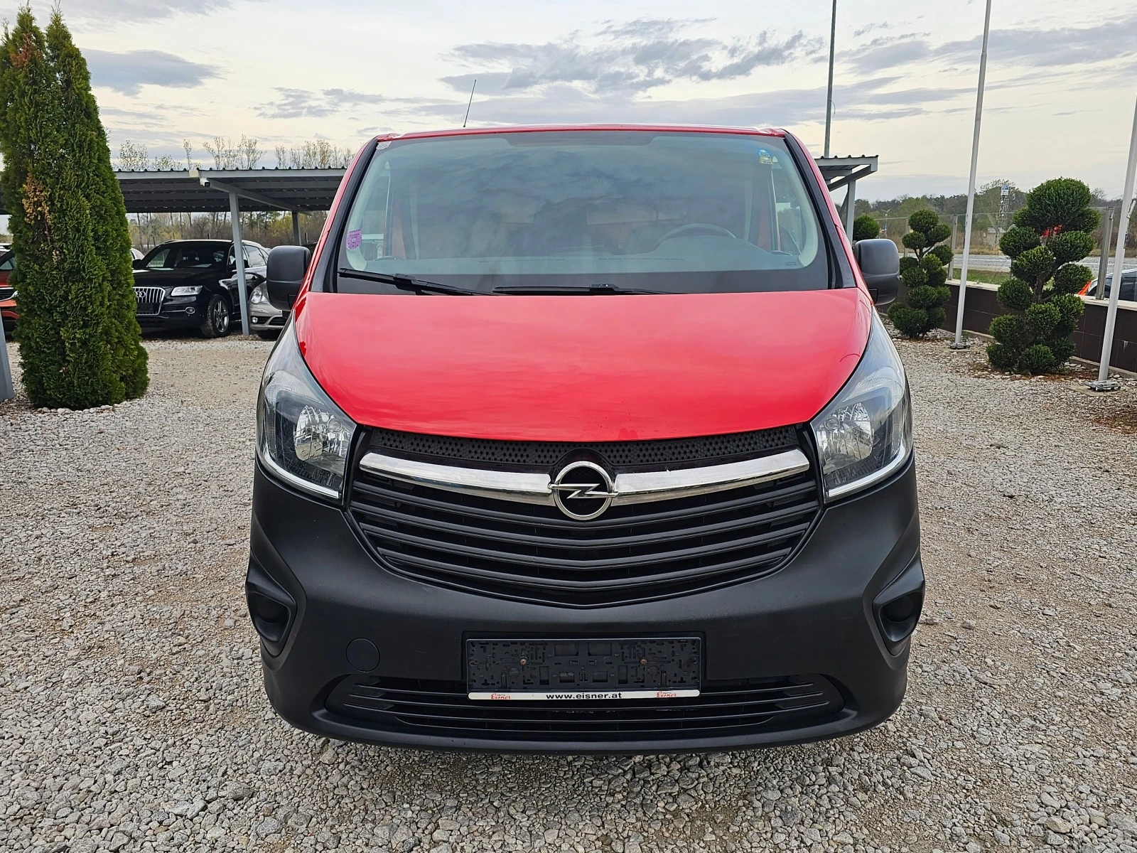 Opel Vivaro 1.6  125кс ! ! ДЪЛГА БАЗА ! ! КЛИМАТИК - изображение 8