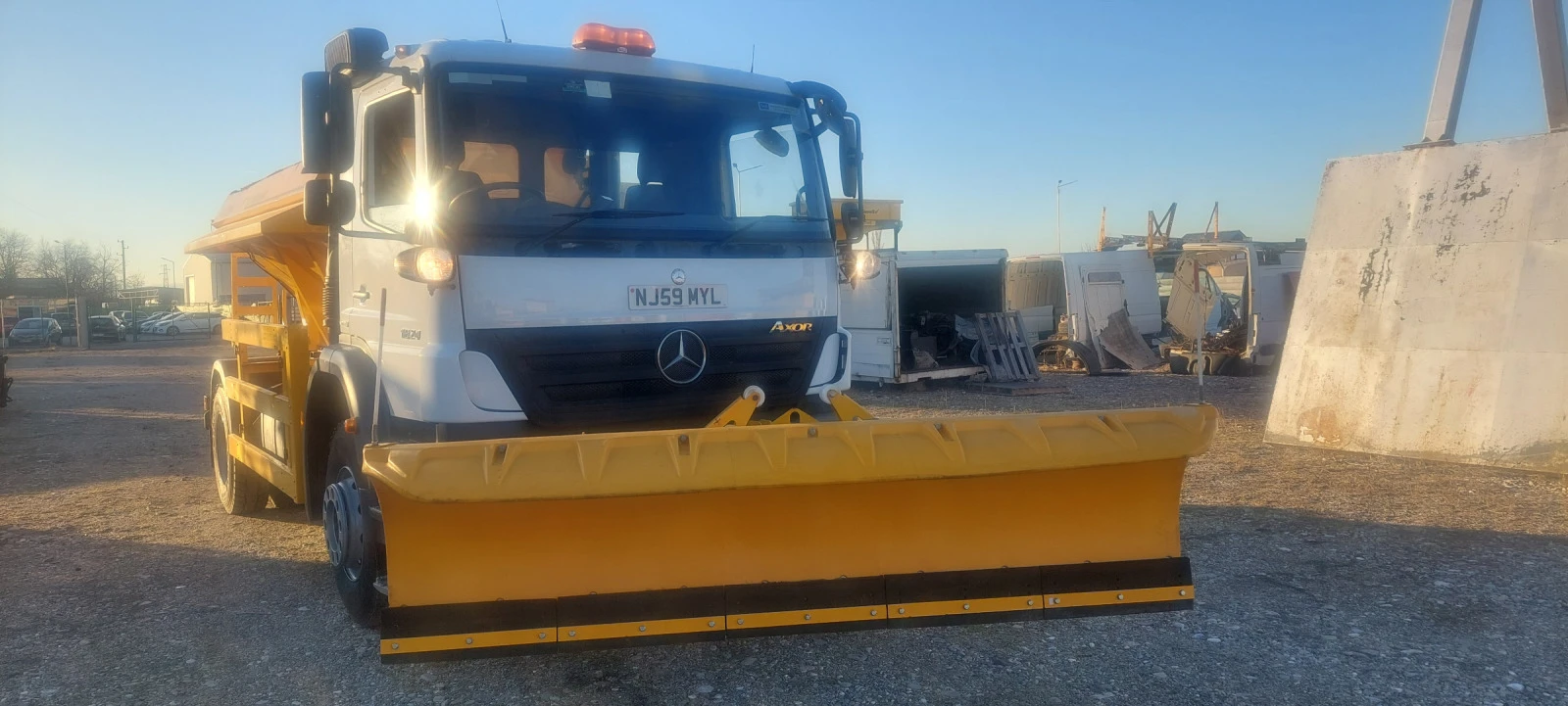 Mercedes-Benz 1824  | Mobile.bg   1