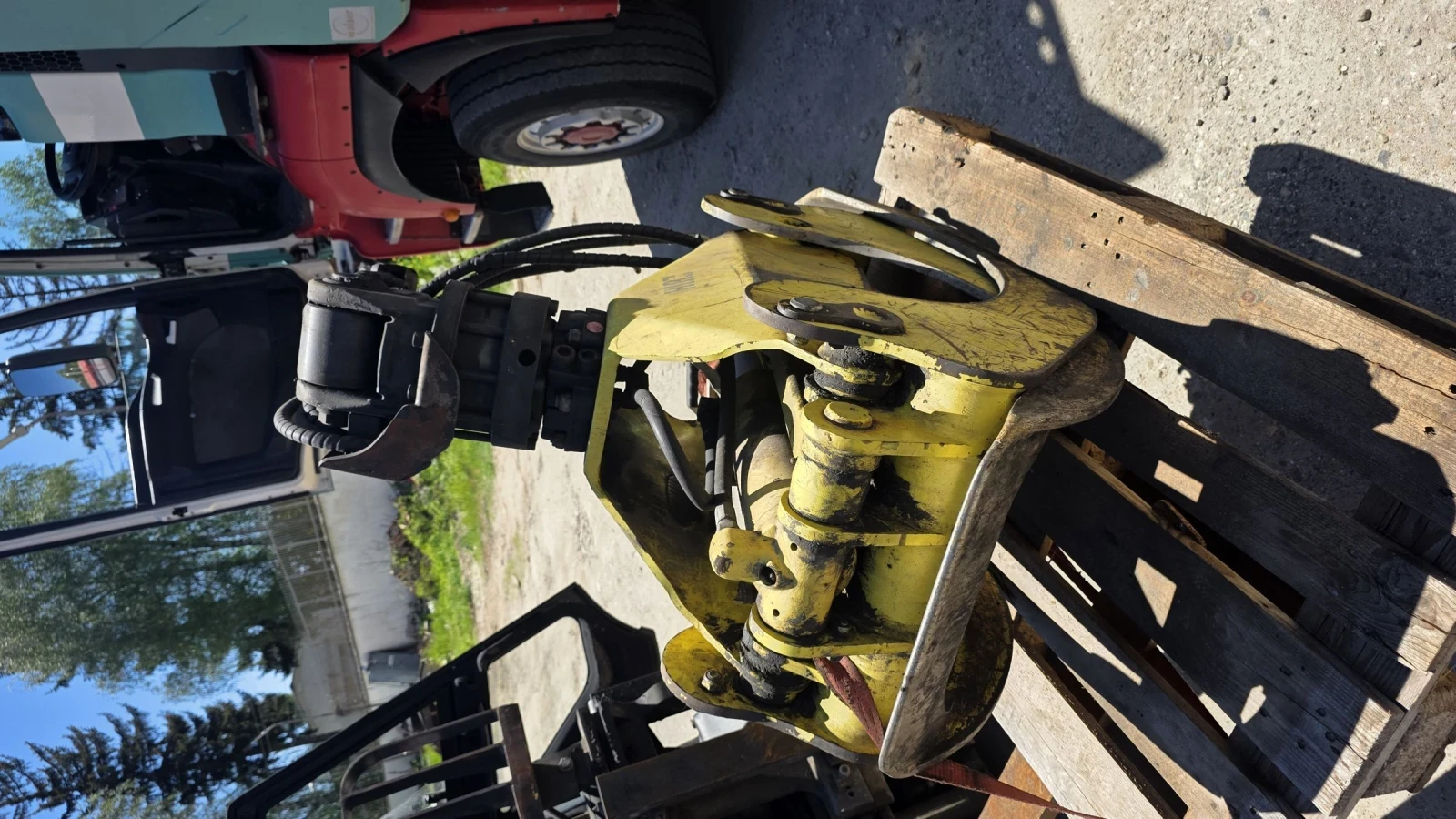 Други Друг КРАН LOGLIFT 145Z, снимка 11 - Камиони - 54550773