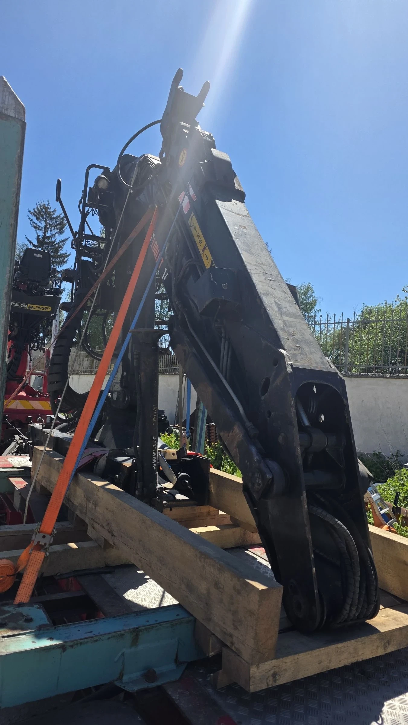 Други Друг КРАН LOGLIFT 145Z, снимка 5 - Камиони - 54550773