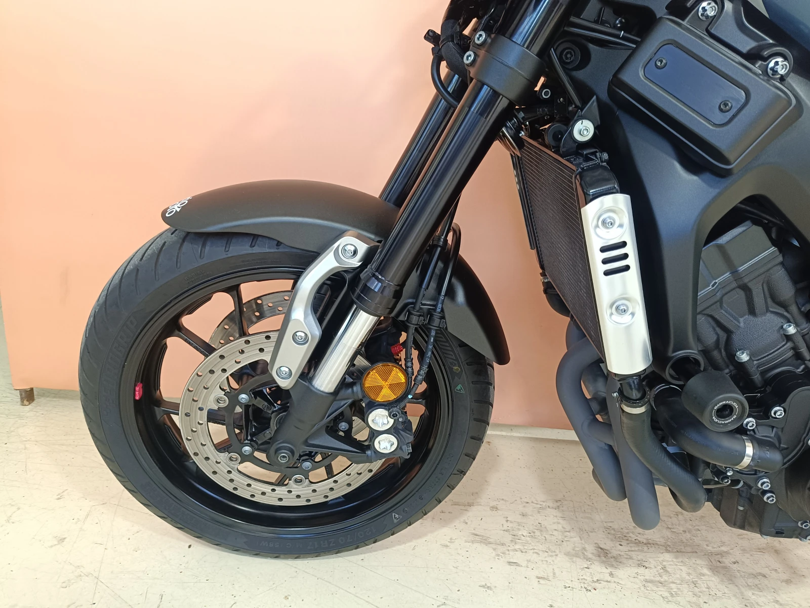Yamaha XSR900, снимка 15 - Мотоциклети и мототехника - 54711898