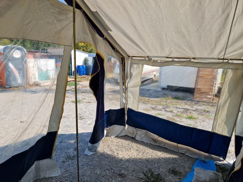 Каравана Adria Ремарке Палатка 5 МЕСТА , снимка 6 - Каравани и кемпери - 50417964