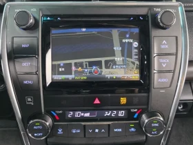 Toyota Camry 2.5 Xle, снимка 14