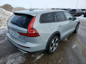 Volvo V60 Cross Country * * CARFAX * * АВТО КРЕДИТ * *  | Auto.bg — изображение 3