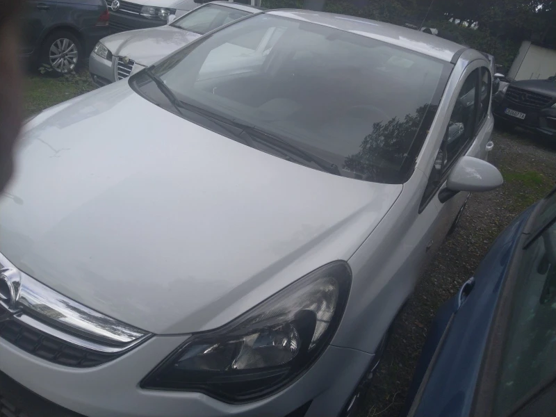 Opel Corsa 1.2 с газ, снимка 7 - Автомобили и джипове - 47952947