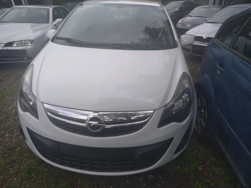 Opel Corsa 1.2 с газ, снимка 1 - Автомобили и джипове - 47952947