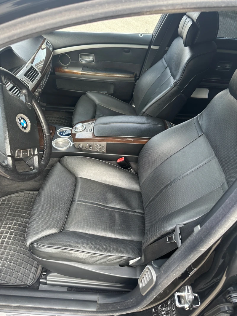 BMW 745 Li, снимка 12 - Автомобили и джипове - 48404571