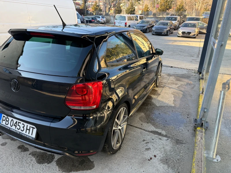 VW Polo, снимка 6 - Автомобили и джипове - 49384040