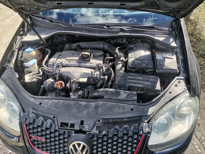VW Golf 2.0TDI, снимка 3 - Автомобили и джипове - 52851956