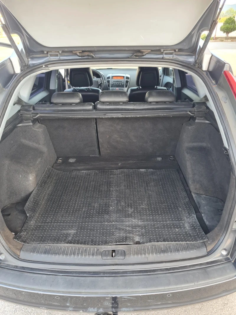 Kia Ceed 1.6куб.90к.с. 2009г. , снимка 9 - Автомобили и джипове - 52404796