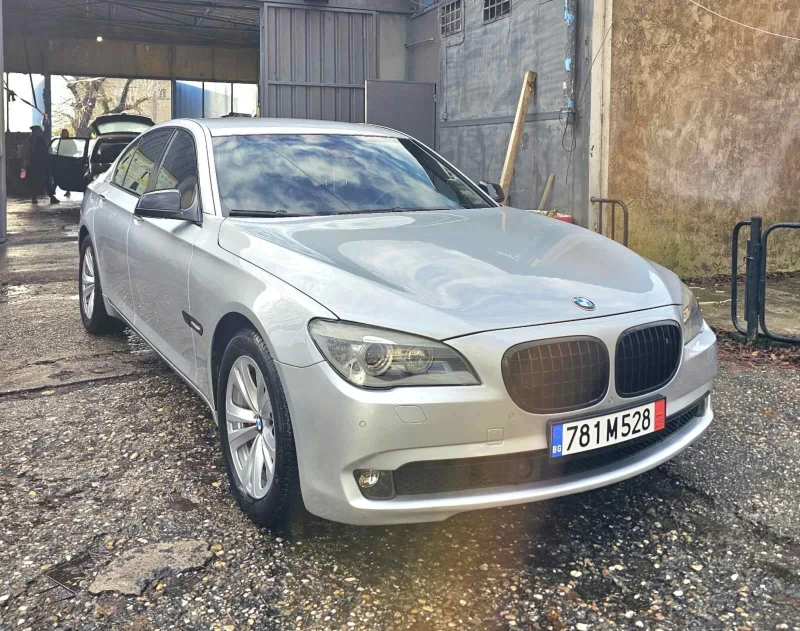 BMW 740 Индивидуал, снимка 3 - Автомобили и джипове - 52616760