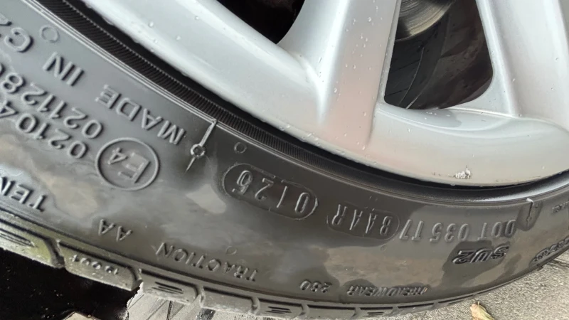 VW Golf 1.6 FSI, снимка 10 - Автомобили и джипове - 52883124