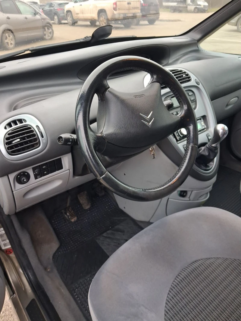 Citroen Xsara picasso 1.6i, снимка 3 - Автомобили и джипове - 53124327
