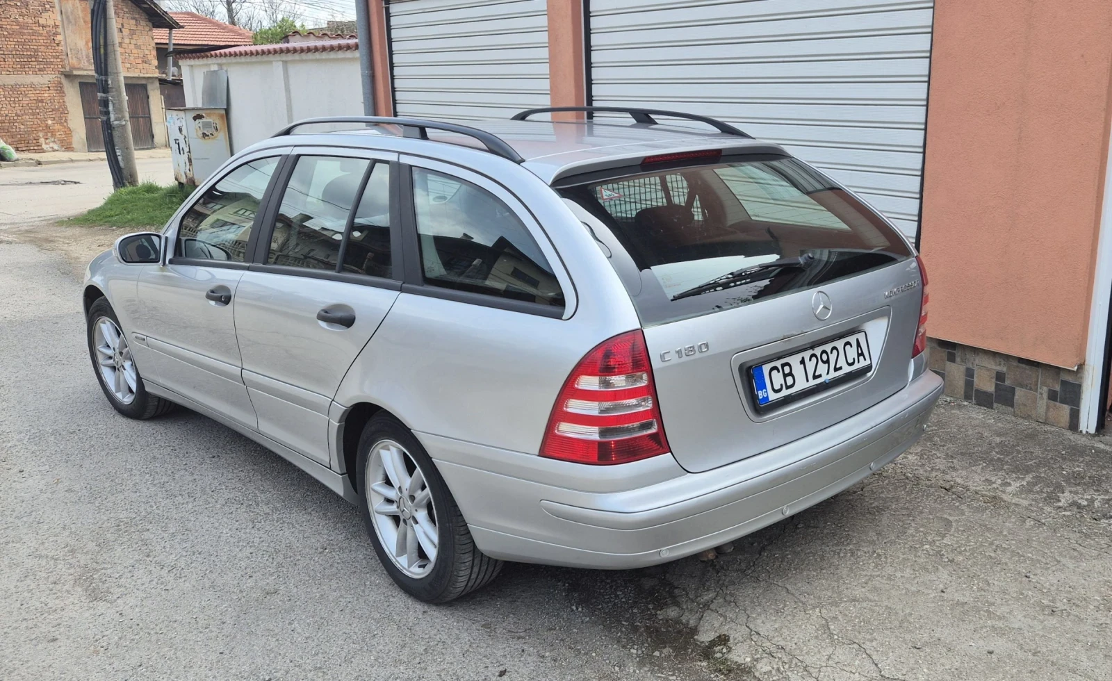 Mercedes-Benz C 180  - изображение 5