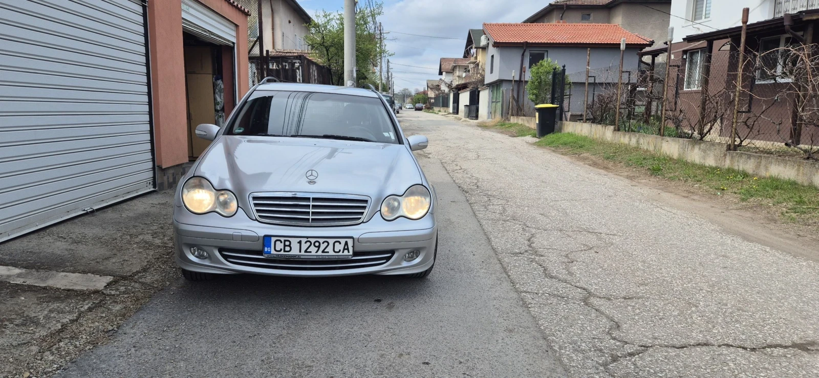 Mercedes-Benz C 180  - изображение 2